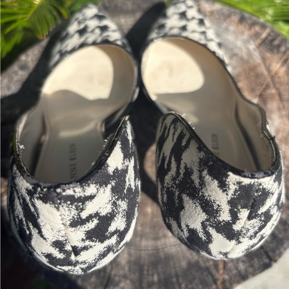 Anne Klein Akzya Houndstooth Heels Size 8.5M - Picture 5 of 14
